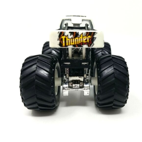 2016 Hot Wheels Monster Jam THUNDER Monster Truck 1:64 White Mattel (sm9) - Picture 5 of 7